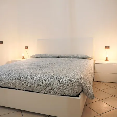 Velahouse By Design *